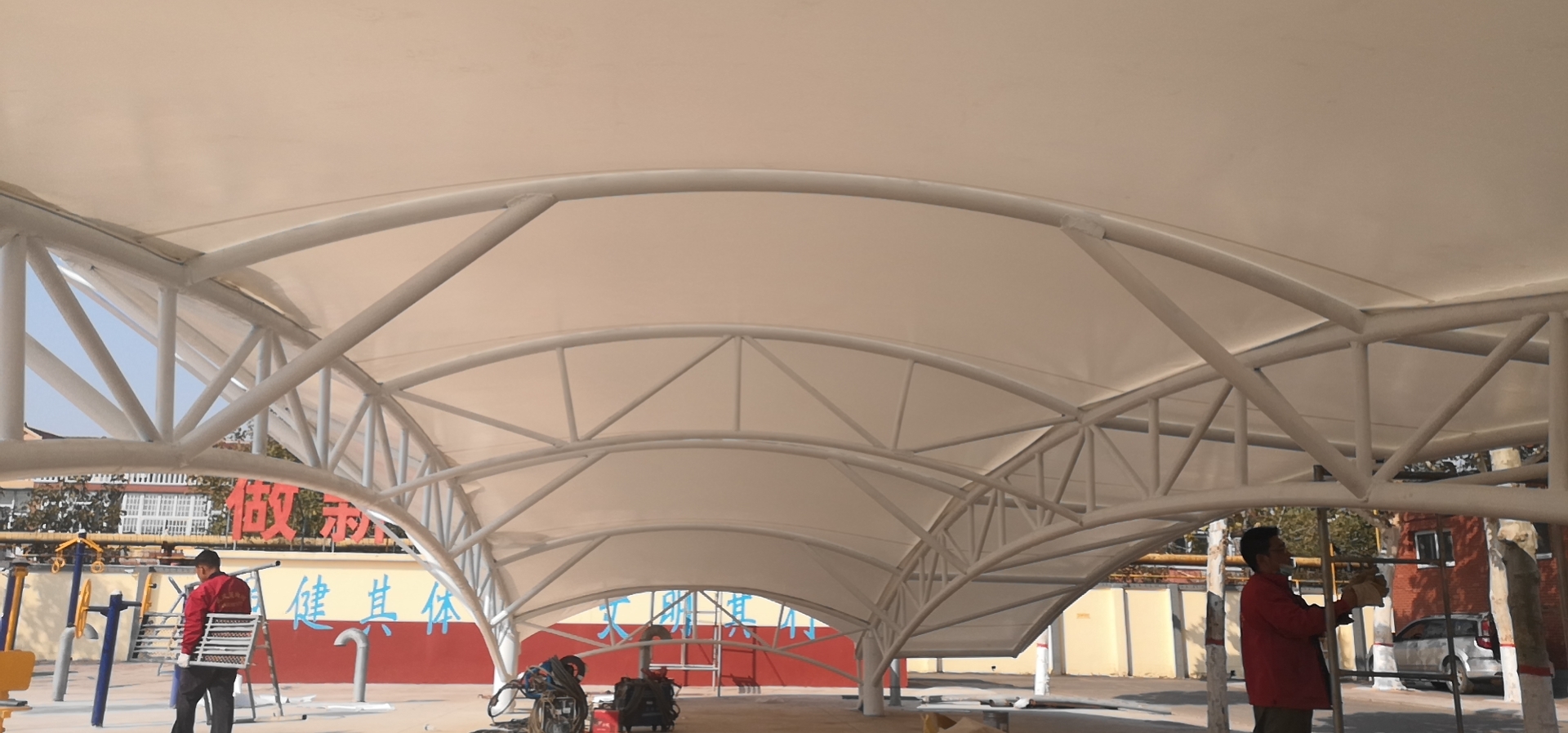 藁城一中膜結(jié)構(gòu)主席臺(tái)